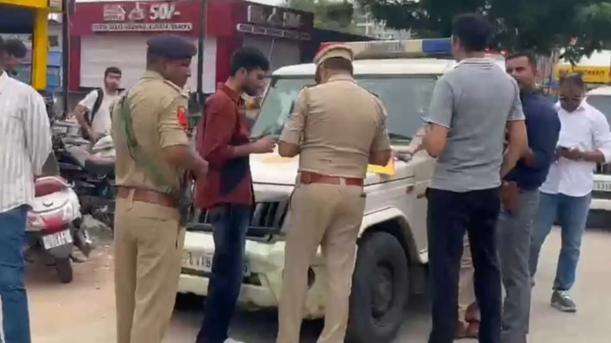 Ahmedabad: CBD મૉલમાં ફિલ્મ જોવા ગયેલી લોકગાયિકા કિંજલ રબારીનું કારમાં અપહરણ, પતિના દાવાથી ચાંદખેડા પોલીસની દોડતી થઈ