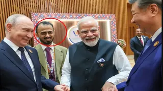 BRICS Summit 2026:બ્રિક્સ સમિટમાં મોદી-પુતિન-જિનપિંગ સાથે આ કઈ વ્યક્તિ જોવા મળતી હતી? આ અધિકારી વિશે જાણો
