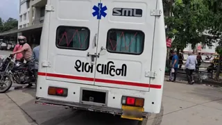 સુરતમાં મોબાઈલની લત જીવલેણ બનીઃ માતા ફોન લઈ કામે જતી રહેતા છઠ્ઠા ધોરણમાં ભણતી દીકરીએ હતાશામાં ગળેફાંસો ખાધો