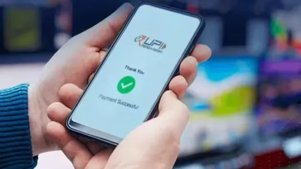 upi-payment-charges-merchants-to-pay-04-on-transactions-over-2k