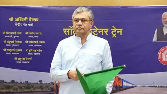 railway-minister-ashwini-vaishnaw-launches-indias-first-salt-container-train-and-5-gati-shakti-cargo-terminals