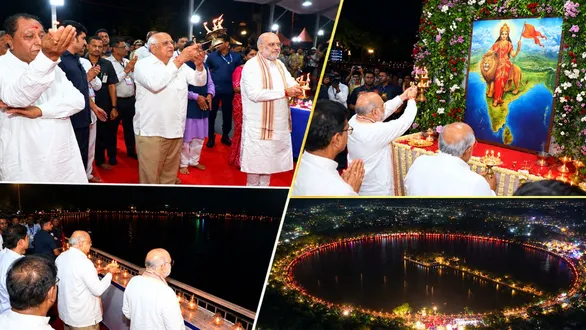 kankaria-illuminated-by-125-lakh-lamps-amit-shah-and-the-chief-minister-attended-the-celebration-marking-pm-modis-25-years