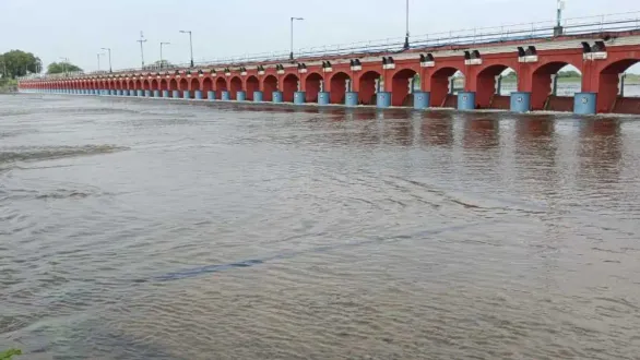 no-overflow-at-ajwa-dam-water-level-vadodara-residents-brace-for-early-water-crisis
