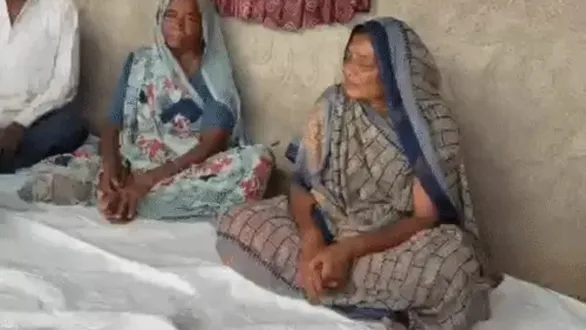 heartbreaking-suicide-note-found-in-savarkundla-tragedy-father-kills-daughter-writes-emotional-note-to-wife