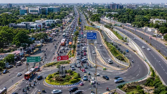 gandhinagar-koba-circle-turning-closed-capsule-u-turn-kamalam-koba-rcc-road