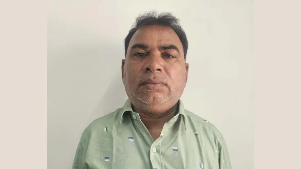 junagadh-acb-trap-youth-caught-redhanded-taking-rs-350-lakh-bribe