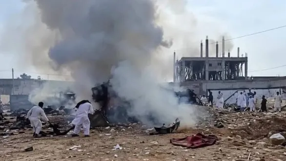 massive-explosion-in-pakistans-dera-ismail-khan-11-dead-over-30-injured
