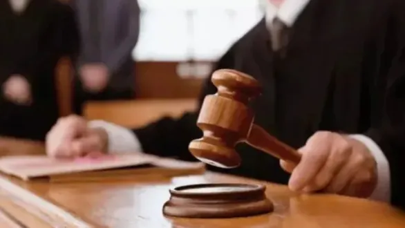 ahmedabad-civil-court-verdict-son-daughter-in-law-no-right-on-self-acquired-property-case-legal-news