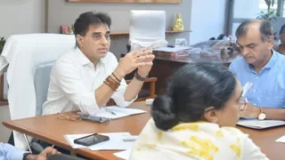 'ડેન્ગ્યુ-મેલેરિયાથી ગભરાવાની જરૂર નથી, ગુજરાતમાં નિયંત્રણ હેઠળ', આરોગ્ય મંત્રીએ યોજી સઘન સમીક્ષા બેઠક

