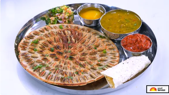 recipe-make-dhaba-style-rajasthani-special-khoba-roti-with-dal