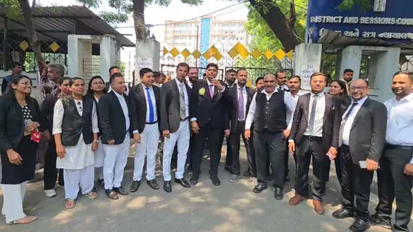 gujarat-rent-bill-protest-surat-lawyers-to-stay-away-from-court-work-for-3-days
