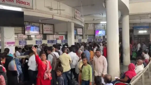 vadodara-ssg-hospital-medicine-shortage-supply-gmscl-blood-pressure-diabetes-patients-face-issues
