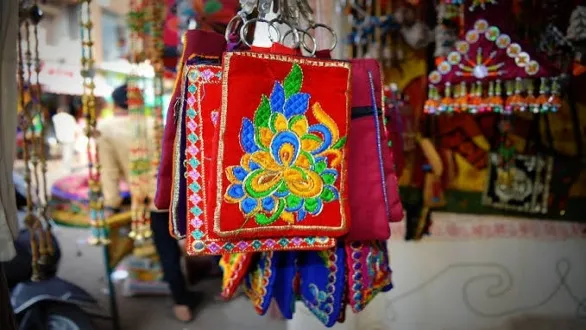 naidunia_image