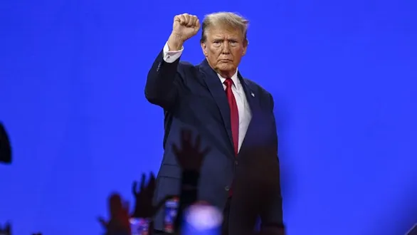 flydubai-flight-attack-trump-blames-iran-captain-smit-machhar-hero