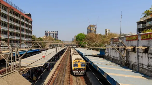 western-railway-train-cancellations-delays-check-updates