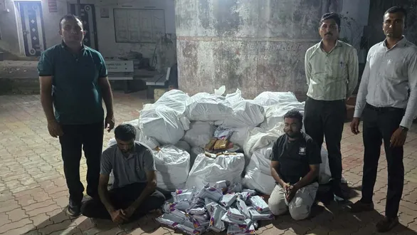 surat-news-two-arrested-for-selling-duplicate-soap-online-in-sarthana