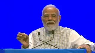 શિક્ષણથી લઈને સરકારી સેવાઓ સુધી, મોબાઇલ-ઇન્ટરનેટે દૂર કરી અનેક અડચણો: PM મોદી