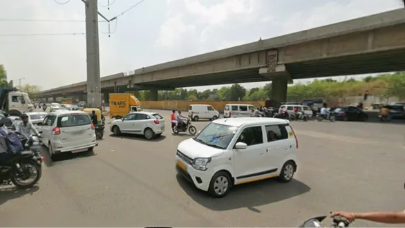 ahmedabad-karnavati-ymca-road-reopens-saturday-navratri-traffic-relief-on-sg-highway