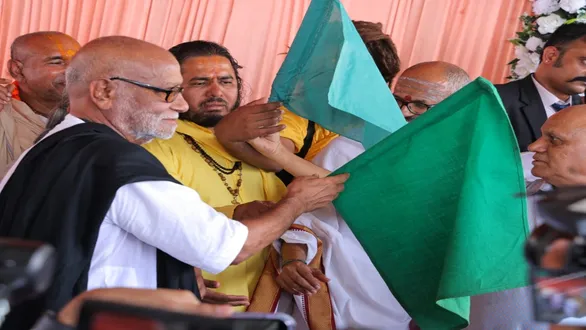 morari-bapu-flagged-off-holy-bharat-swastik-yatra-from-kanyakumari-to-kedarnath