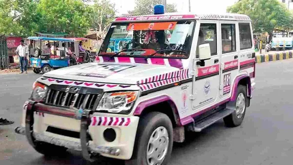 vadodara-abhayam-181-married-woman-blackmail-extortion-case-police