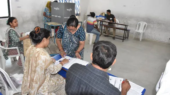 gandhinagar-news-gmc-election-2026-over-259-lakh-voters-to-decide-fate-of-130-candidates-today