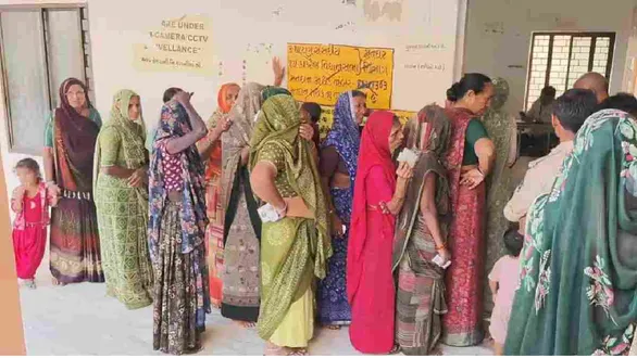 thara-nagarpalika-election-2026-voting-starts-banaskantha-ward-6-seats-24