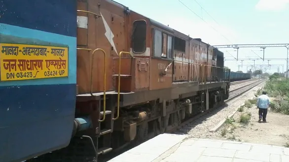 ahmedabad-malda-town-special-train-for-festive-season