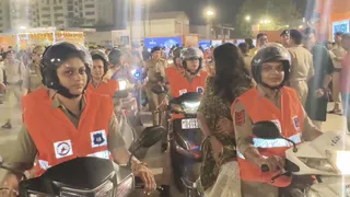 Vadodara Navratri 2026: વડોદરામાં નવરાત્રીમાં રોમિયોગીરી કરનારાઓની ખેર નહીં! DCP મંજીતા વણઝારાની આગેવાનીમાં શી ટીમ એક્શનમાં