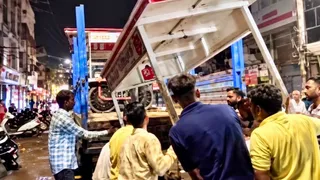 Vadodara News:દિવાળી પૂર્વે પાલિકાની દબાણ શાખા એક્સન મોડમાં લહેરીપુરા ગેટથી માંડવી ઇમારત સુધી દબાણ દૂર કરવાની કાર્યવાહી