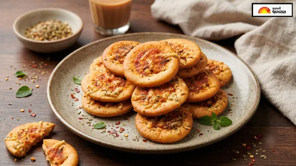 diwali-2026-special-how-to-make-crispy-pizza-mathri-at-home