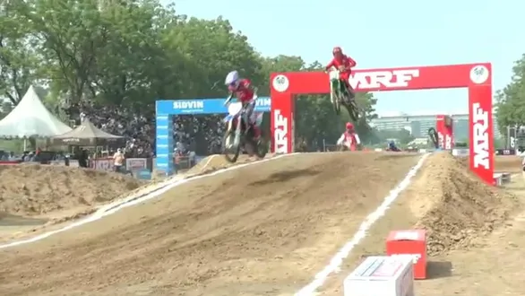 vadodara-news-9-year-old-rida-stuns-at-national-supercross-championship-with-daring-stunts