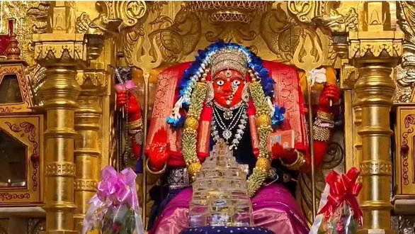 vadodara-padra-ranu-tulja-bhavani-temple-aatham-gaekwad-royal-jewellery