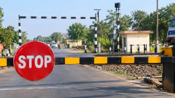 junagadh-railway-crossing-82x-closure-for-repair-work