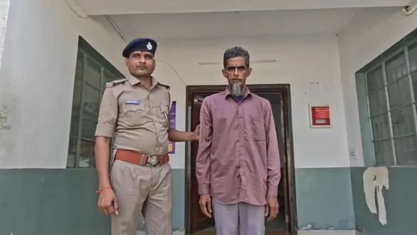 bharuch-amod-ikhar-son-kills-92-year-old-father-burnt-body-found
