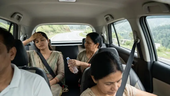 how-to-prevent-vomiting-and-dizziness-during-travel-motion-sickness-tips