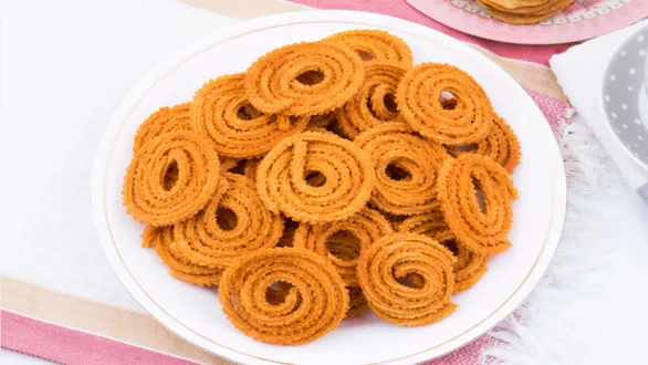 diwali-special-rice-flour-chakli-recipe-how-to-make-crispy-rice-murukku