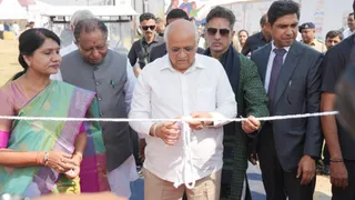 સાબરમતી રિવરફ્રન્ટ ખાતે 8 દિવસીય 'CHHAAP@Sabarmati 2026' કાર્યક્રમનો આરંભ, મુખ્યમંત્રીએ વિવિધ સ્ટોલની મુલાકાત લઈ કારીગરો સાથે સંવાદ સાધ્યો
