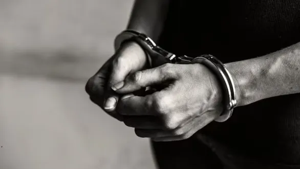 rajkot-police-head-constable-booked-marriage-promise-complaint