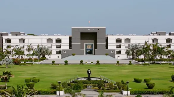 anand-samarkha-gram-panchayat-demolition-case-fine-gujarat-high-court