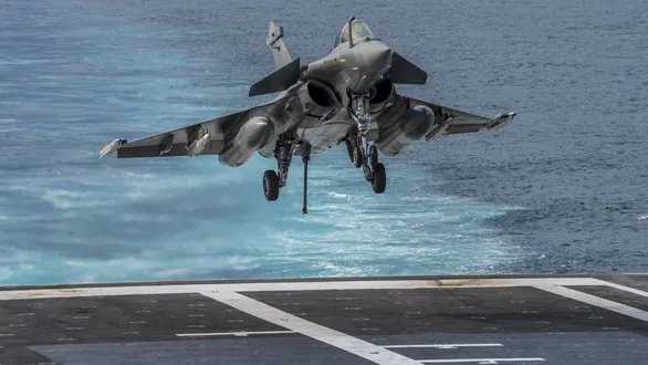 rafale-marines-historic-landing-on-ins-vikrant-strengthens-navy