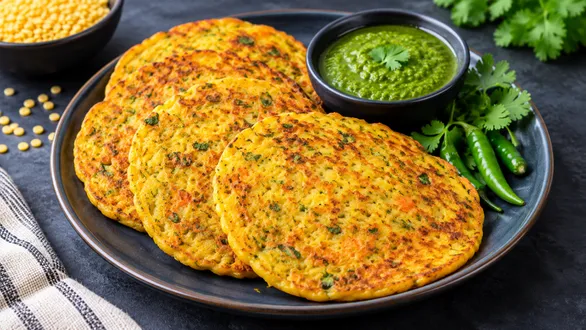 moong-dal-pudla-recipe-healthy-and-crispy-gujarati-breakfast-at-home