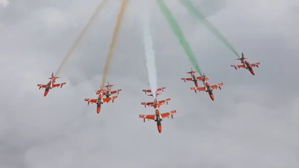 iaf-surya-kiran-air-show-in-bhavnagar-9-fighter-jets-to-perform-thrilling-aerobatics-on-nov-1