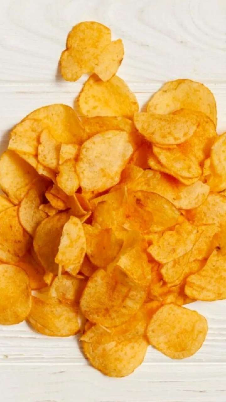 બટાકાની વેફર બનાવવાની સ્ટેપ-બાય-સ્ટેપ રીત