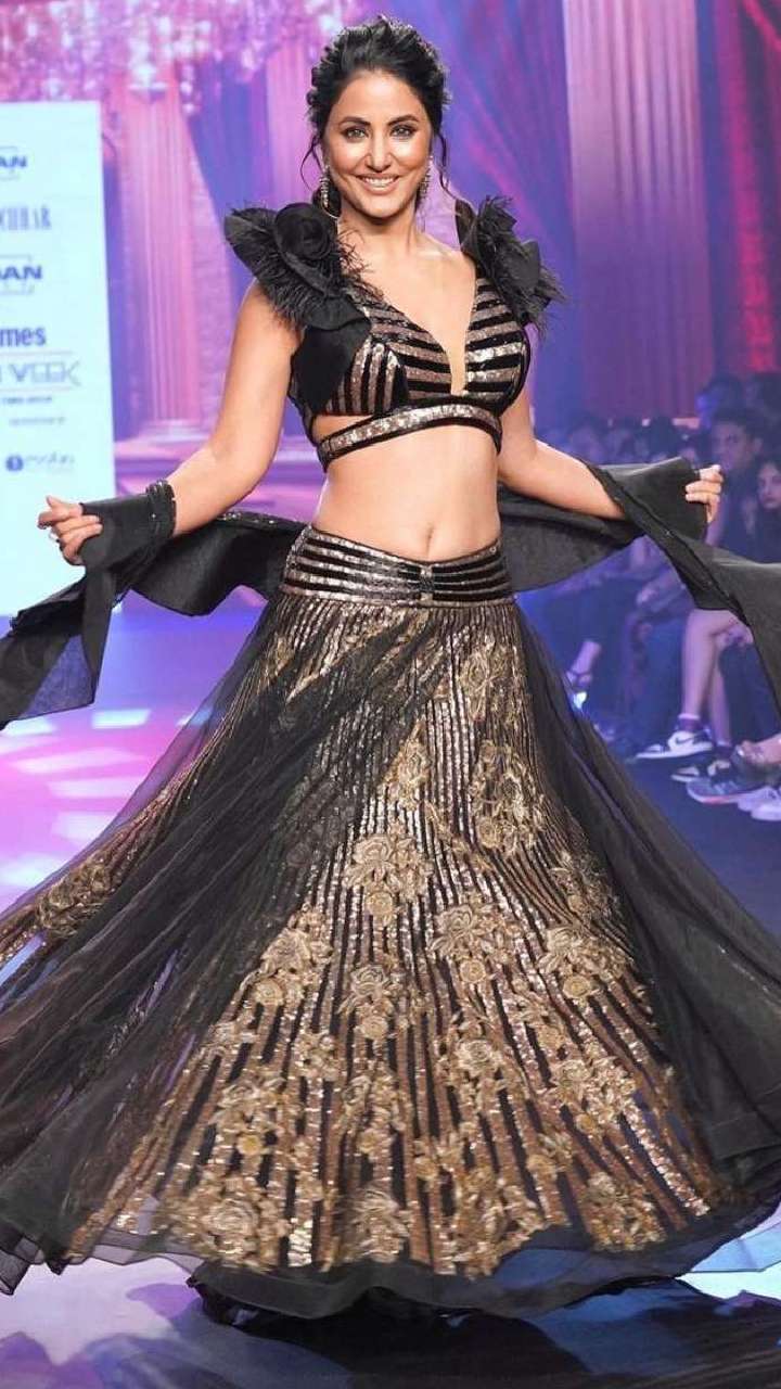 Latest Bollywood Trend in Lehenga - by Sareez.com - The Story of Fashion by  Sareez.com