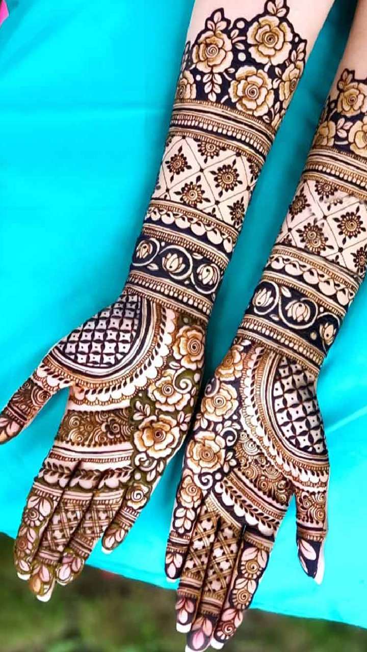 30 Flaunt-worthy Back Hand Mehendi Designs Indian Brides will Love! |  WeddingBazaar