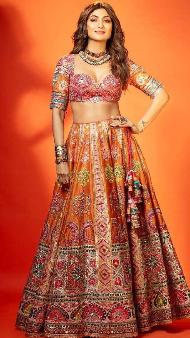 Multycolors Chaniya Choli Garba Dress Indian occasion, Machine wash, Size:  42 Bust And Waist at Rs 1899/piece in Surat